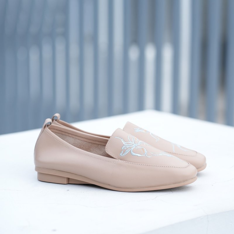 刺绣乐福鞋-静花影(杏粉) - 女款牛津鞋/乐福鞋 - 真皮 粉红色