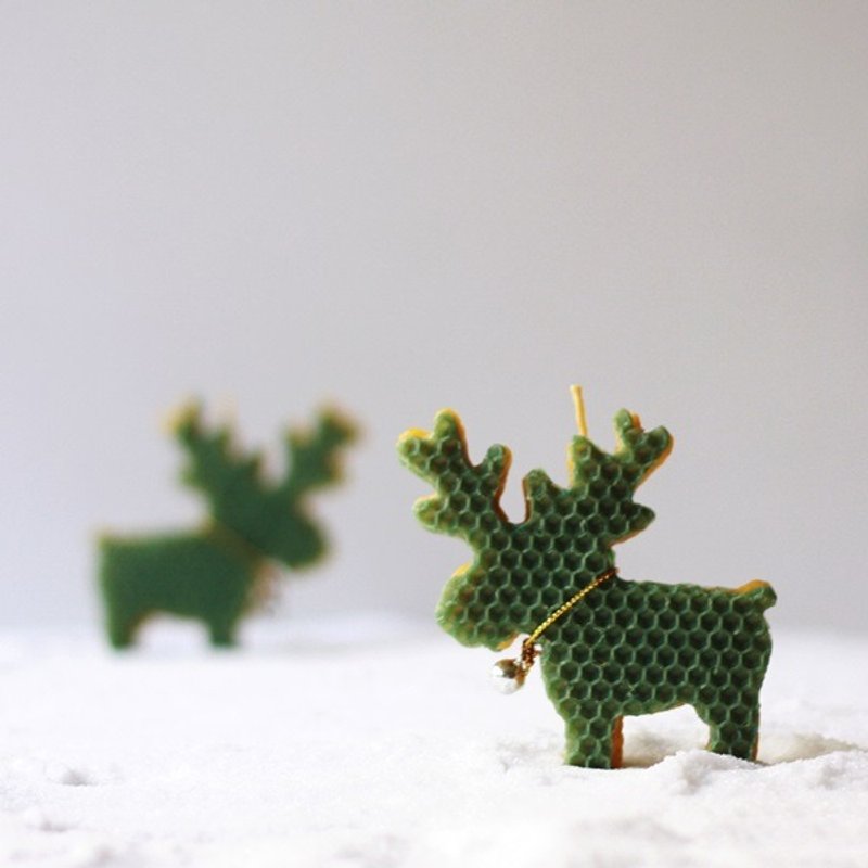 4楼公寓 【手感精油蜂蜡蜡烛．绿绿麋鹿先生】交换礼物．派对．新年．每份为1只麋鹿 - 蜡烛/烛台 - 植物．花 绿色