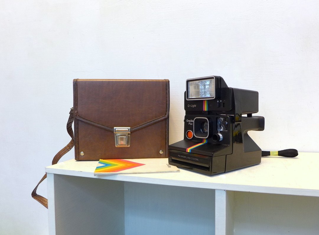 【 Studio 5629 】 vintage 复古 古董 拍立得 Polaroid 黑彩虹机+Q LIGHT送相机包 - 相机 - 其他材质 黑色
