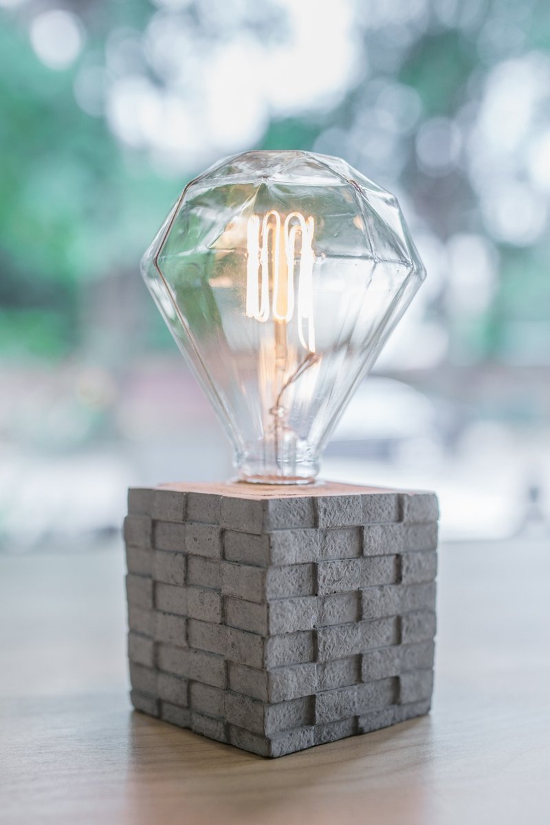 ▍劲空间设计 ▍砖面水泥设计款灯组 - 灯具/灯饰 - 水泥 灰色