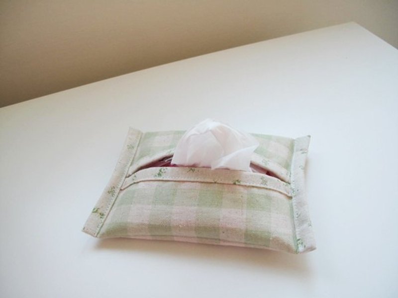 + 翻 / 来 | 覆 \去 双面乡村手作面纸包 - Toilet Paper - 随行杯提袋/水壶袋 - 其他材质 多色