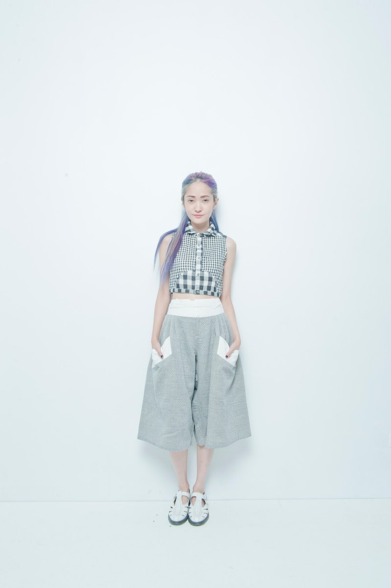 淘气黑白格双领短背心 - 女装上衣 - 棉．麻 黑色