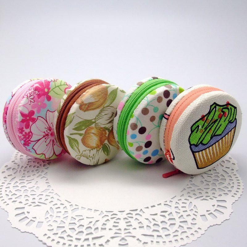 马卡龙零钱包/ 耳机包/ 首饰盒/ 吊饰 -- 四款选择 - 零钱包 - 棉．麻 多色