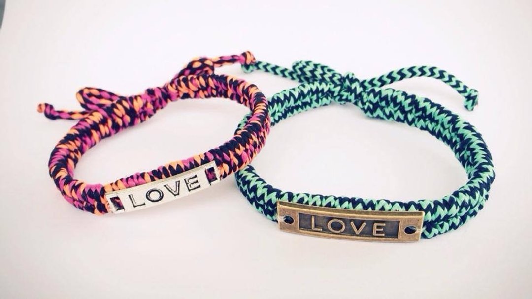 ‘Love’独家情人编绳手环-绿色款 - 手链/手环 - 其他材质 多色