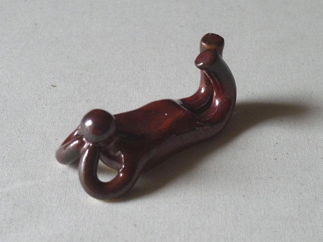 Sloth chopstick rest (A-type / reddish brown) - 餐刀/叉/匙组合 - 其他材质 咖啡色