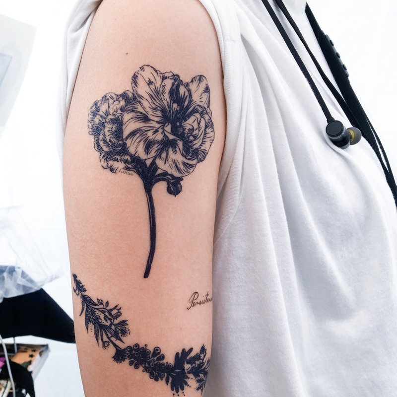 深蓝植物花草剌青纹身贴纸 中性素描插画刺青 型格独特夏天饰物 - 纹身贴 - 纸 蓝色