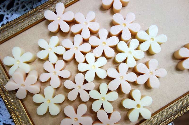 Mini Soap│小雏菊香皂│起订量10个│婚礼小物、企业赠礼、送客礼、二次进场、探房礼、旅行皂 - 洗手用品 - 植物．花 蓝色