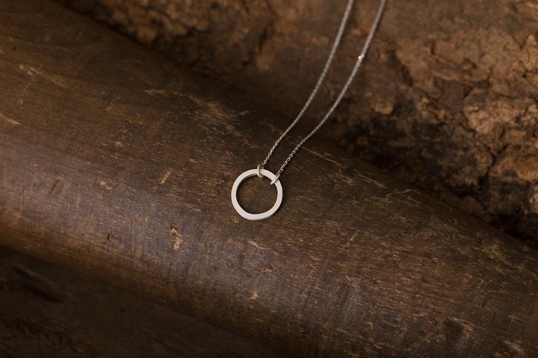 Circular 回圈 - 手工 纯银项链 Silver Necklace - 项链 - 纯银 白色