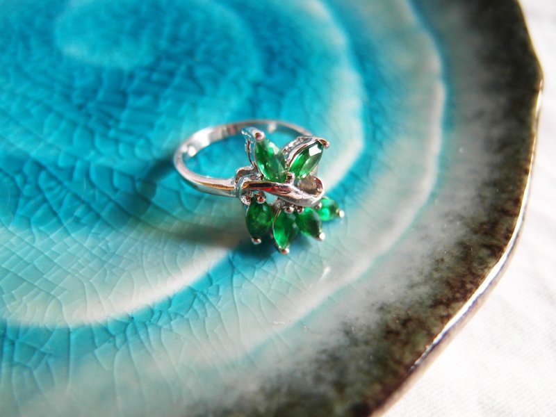 古董戒指【叶绿体】$520 - 戒指 - 其他材质 绿色