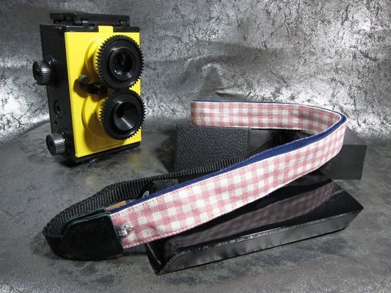 "粉红点格" 舒压背带 相机背带 乌克丽丽    Camera  Strap - 证件套/卡套 - 其他材质 粉红色