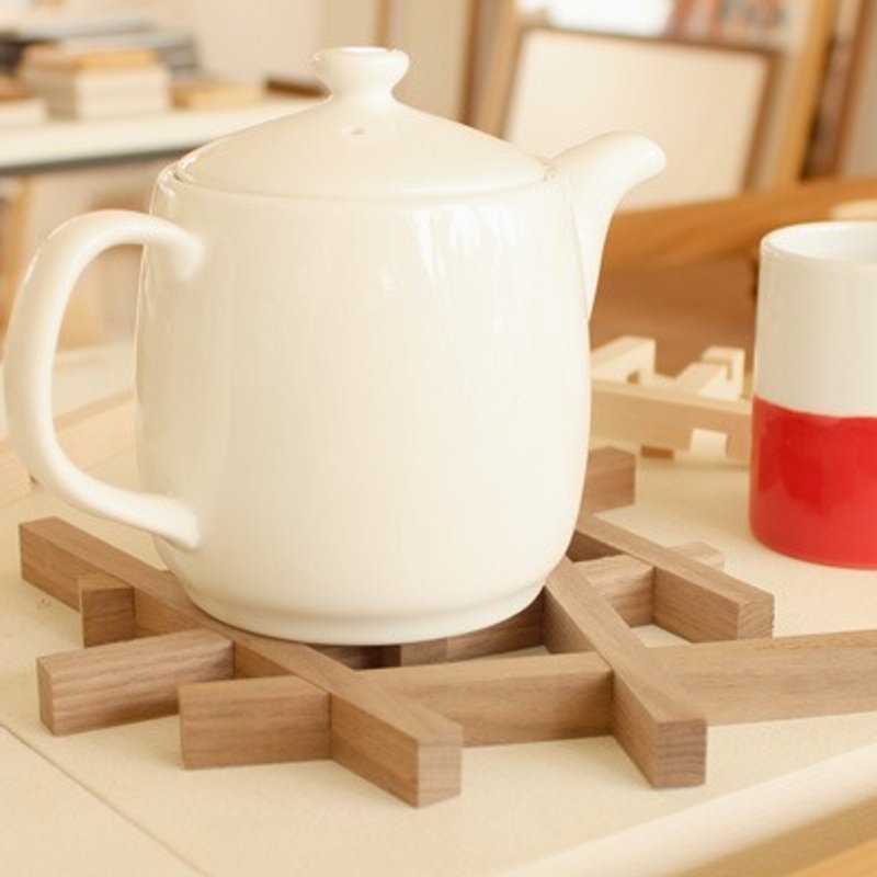 原木鸟巢隔热垫 - 厨房用具 - 木头 咖啡色