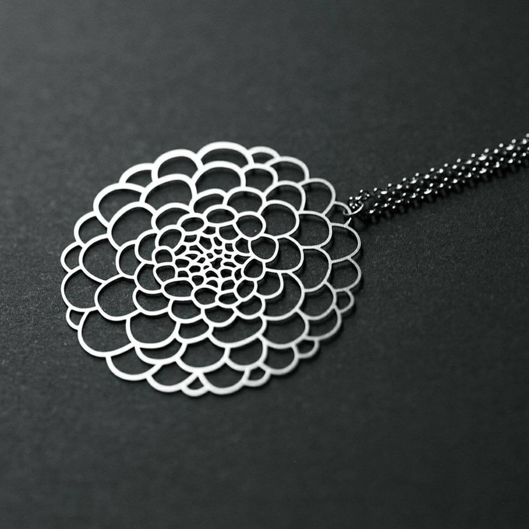 大理花项炼 Dahlia Pendant (S)   - 项链 - 其他金属 