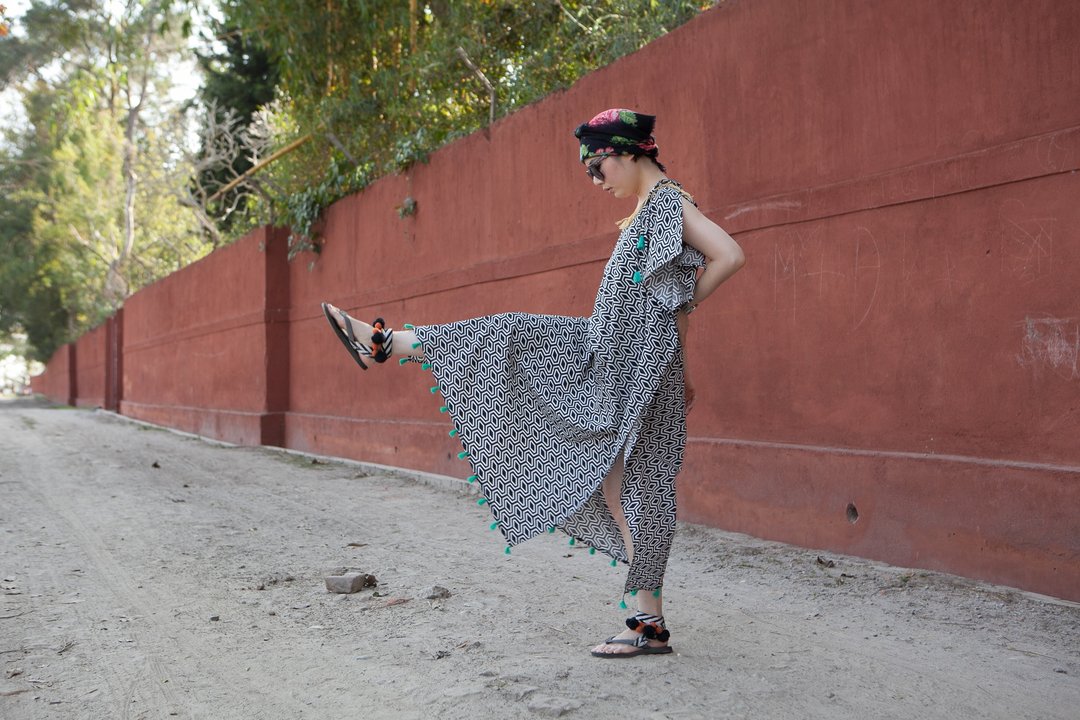 'ETTY' Long Beach Kaftan / Summer Dress; open shoulder in Green Bamboo with Pink Tassels - 洋装/连衣裙 - 棉 黑色