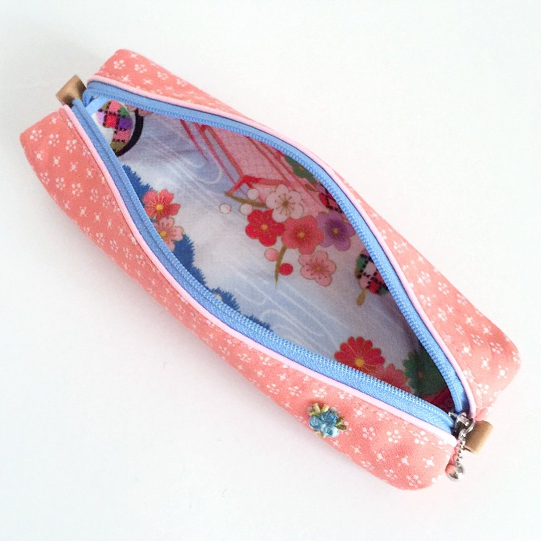Pen Case with Japanese Traditional Pattern, Kimono - 铅笔盒/笔袋 - 其他材质 粉红色