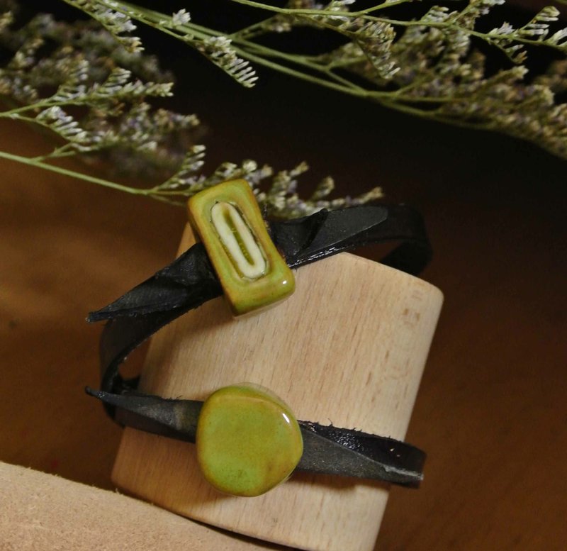 【 T - C 】手环 手镯 皮革 牛皮 日本白瓷 瓷器  限量 自然釉色 无限看不腻色调 摄氏1350高温烧制 - 手链/手环 - 瓷 