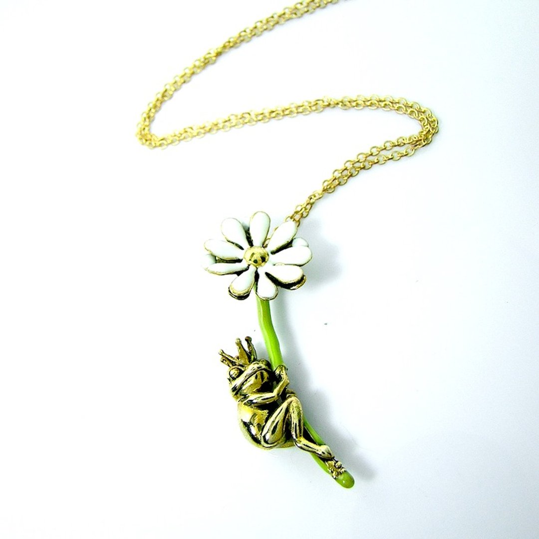 Prince frog  pendant in brass and enamel color,Rocker jewelry ,Skull jewelry,Biker jewelry - 项链 - 其他金属 
