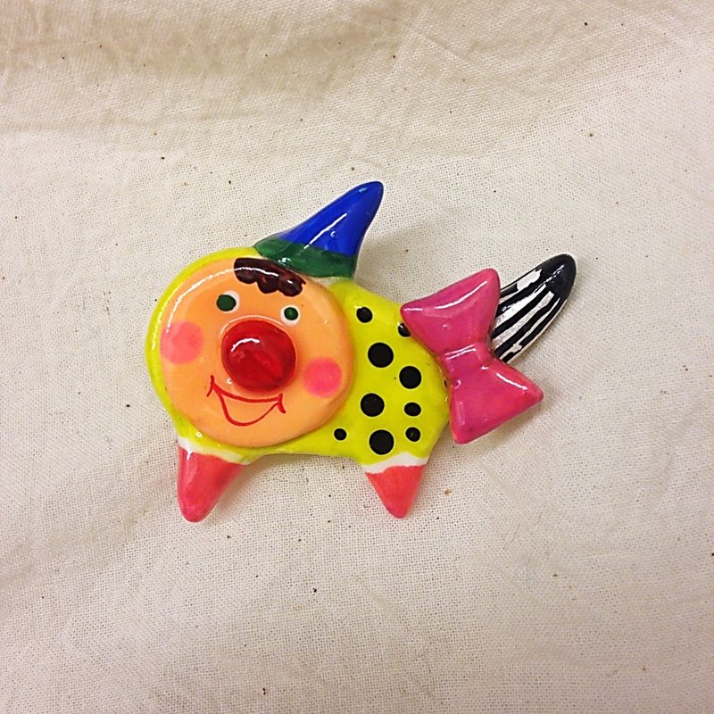 ＊People Tutu-- [wondering 012］ - 胸针 - 其他材质 橘色