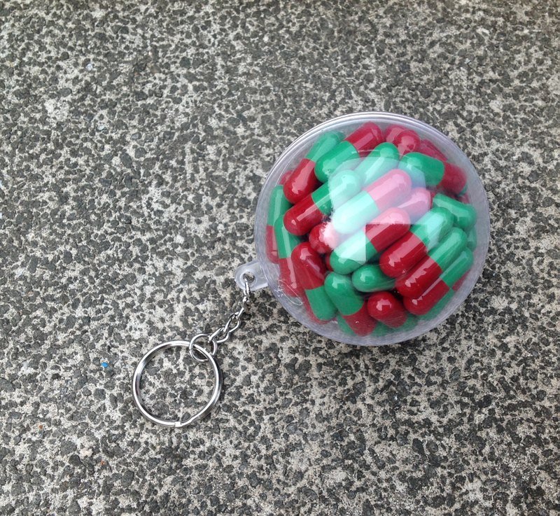 球救胶囊系列钥匙圈—圣诞魂 - 钥匙链/钥匙包 - 压克力 多色