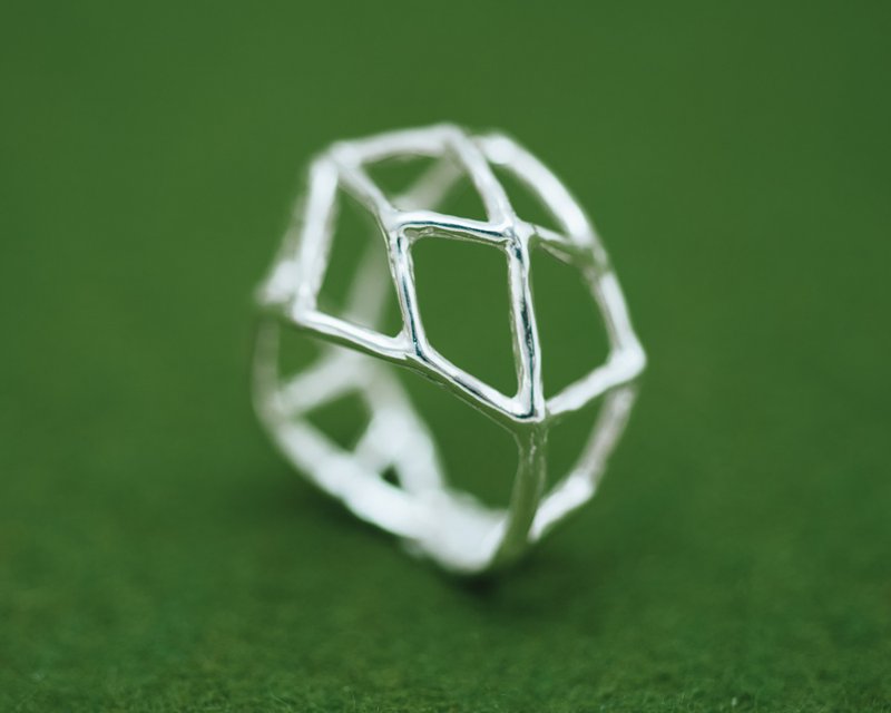 立体方格铁架 银饰 戒指 - 戒指 - 银 银色