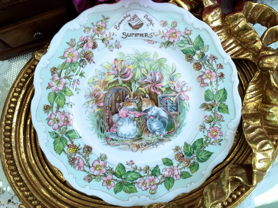 安妮疯古物Royal Doulton皇家道尔顿~野蔷薇村老鼠搬家四季盘春夏四片优惠价~蛋糕盘,点心盘,水果盘 - 浅碟/小碟子 - 瓷 绿色