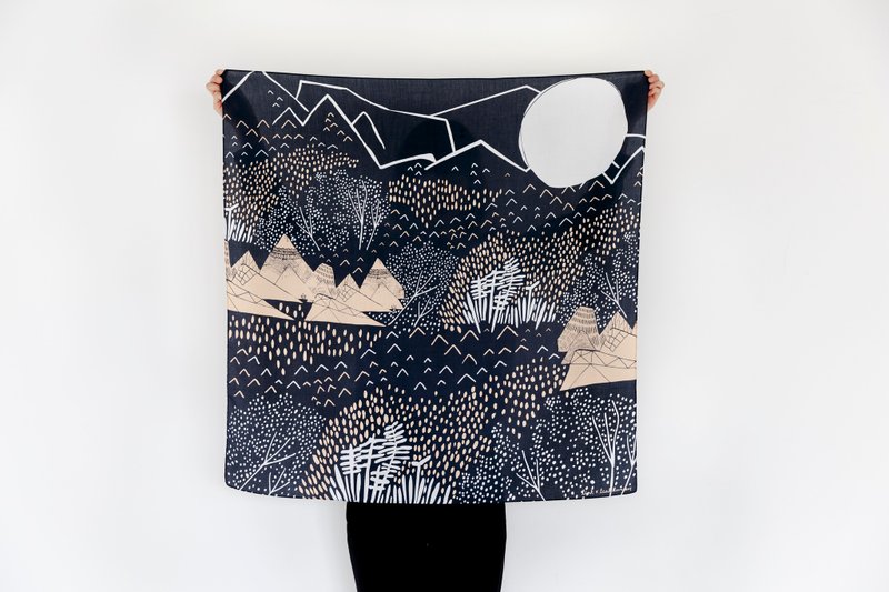 Link Mountain Blossom Furoshiki 日本风吕敷 - Midnight Blue - 丝巾 - 棉．麻 蓝色