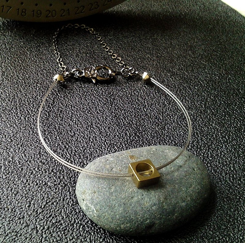 EarringFanatic宇宙单一天方地圆黄铜金银色手链 - 手链/手环 - 其他金属 多色