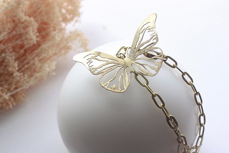 金蝴蝶手环／手工饰品 - 手链/手环 - 其他金属 金色