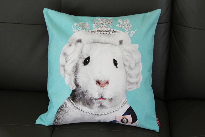 〔SUSS〕明星动物绒毛抱枕套（伊丽莎白二世。狗狗）--适合办公室/居家/送礼/生日使用。现货包邮 - 枕头/抱枕 - 棉．麻 蓝色