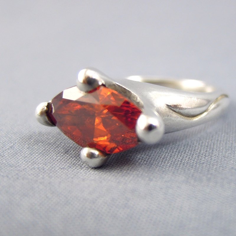 Love me more - 纯银宝石戒指 - 戒指 - 宝石 橘色
