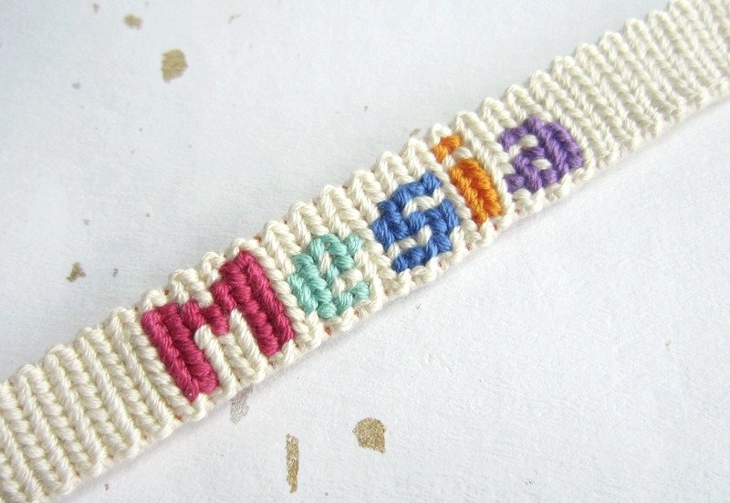 属于你的 名字幸运绳 编织手环 定制1-5个英文字母 (可选色) - 手链/手环 - 棉．麻 多色