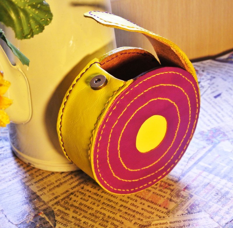 【 唱片瑞士卷 】手拿包 化妆包 零钱包 甜美 两面外观使用 牛皮 礼物 - 其他 - 真皮 多色