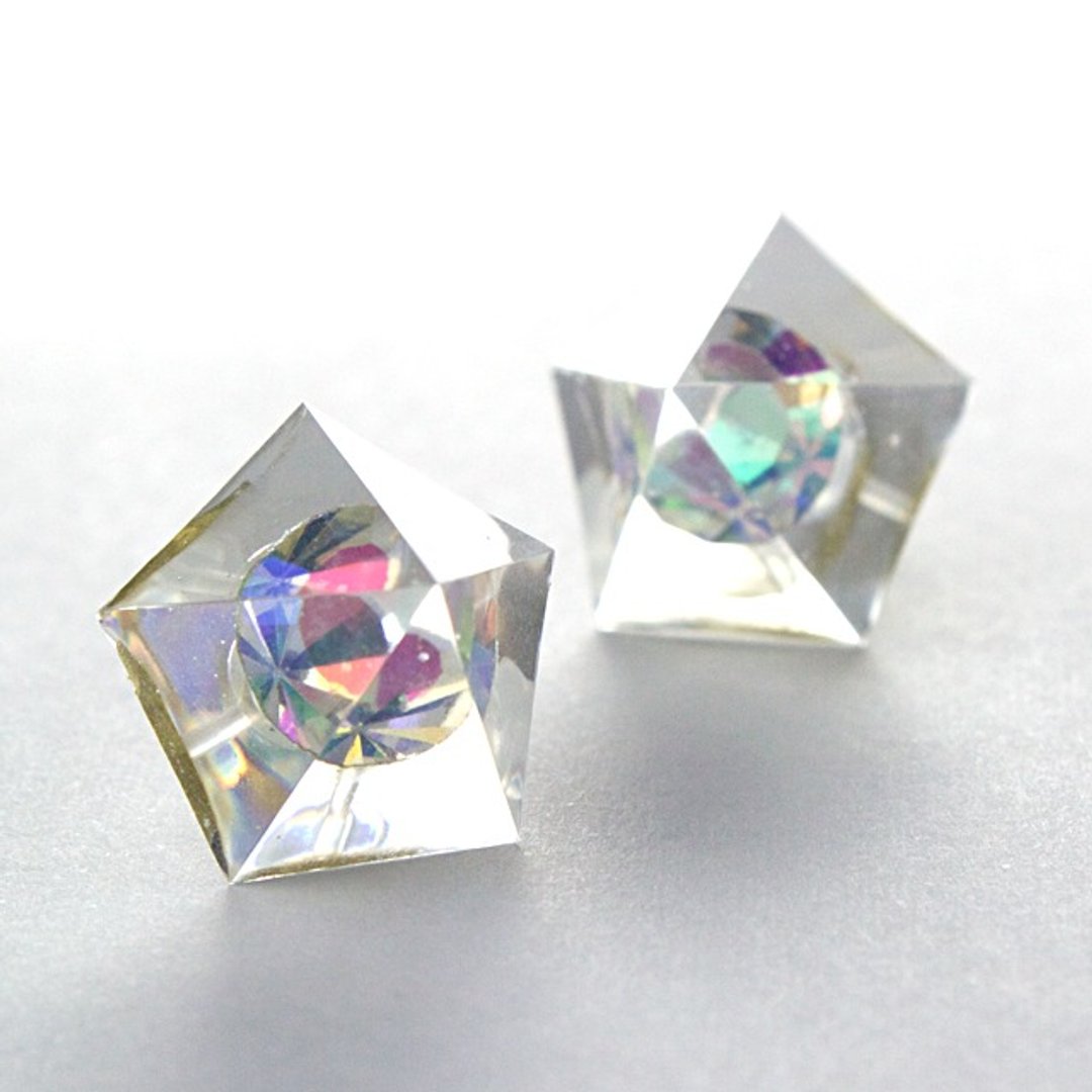 Pentagon earrings (Bijou Aurora) - 耳环/耳夹 - 其他材质 多色