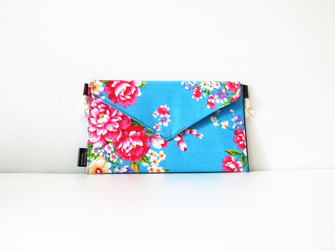 【手拿包/侧背包/信封包/Dream Bag-客家牡丹蓝】母亲节首选 - 手拿包 - 其他材质 