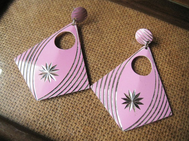 古董针式耳环【神盾-粉红】 - 耳环/耳夹 - 其他金属 粉红色