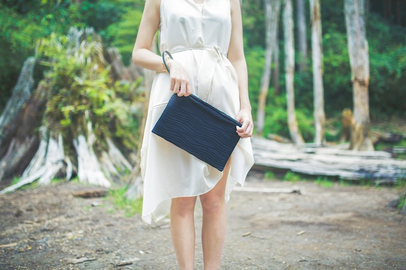 山木系列包/个性手拿包(黑色) - 手拿包 - 其他材质 黑色