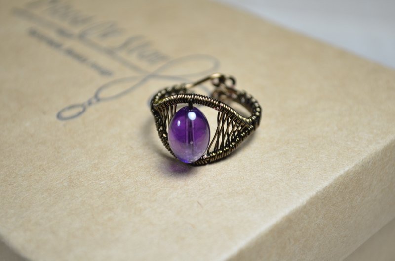 紫晶眼型戒-金属线/水晶/纯手工 - 戒指 - 宝石 紫色