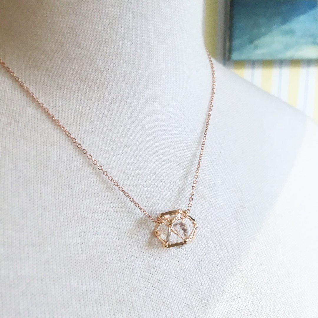 《LaPerle》几何钻石形吊坠 项链 颈链 镀16k玫瑰金金黄铜 圣诞礼物 Handmade 手作 - 颈链 - 其他材质 橘色