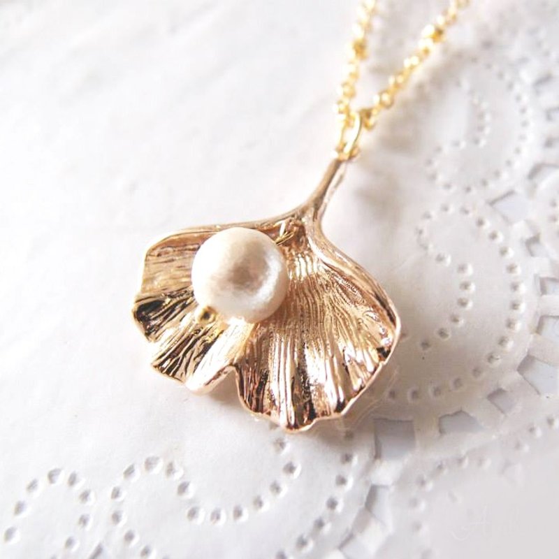 秋天的银杏叶 棉花珍珠颈链 - 颈链 - 其他材质 金色