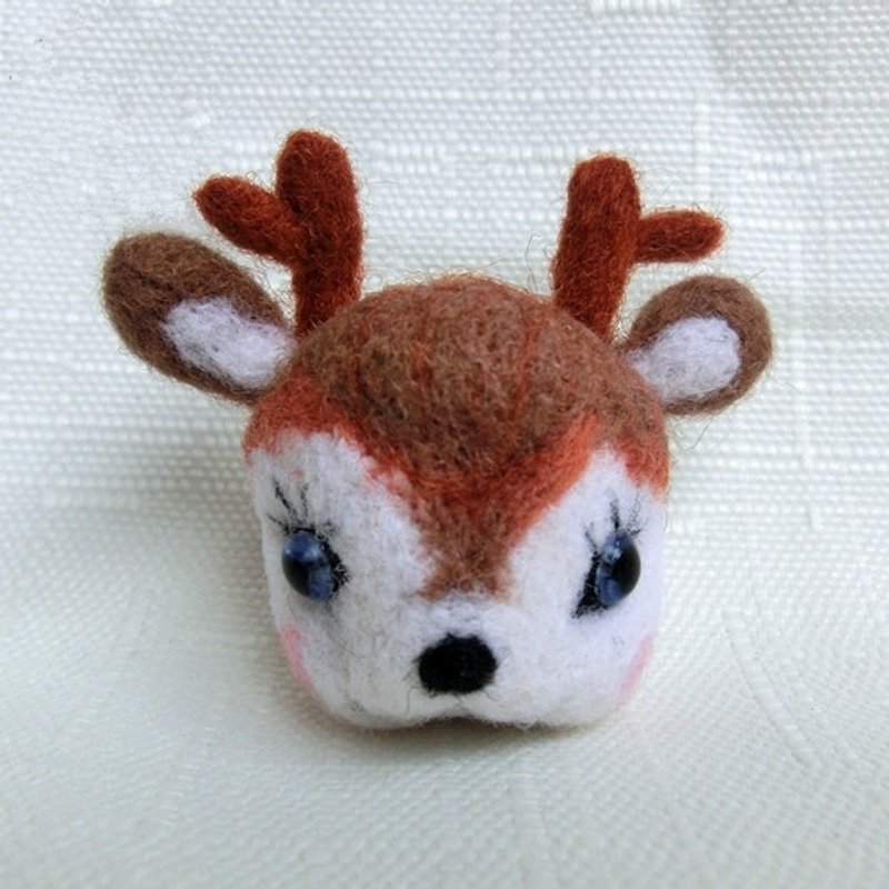 【羊毛毡】梅花鹿 羊毛毡胸针 - 胸针 - 羊毛 金色
