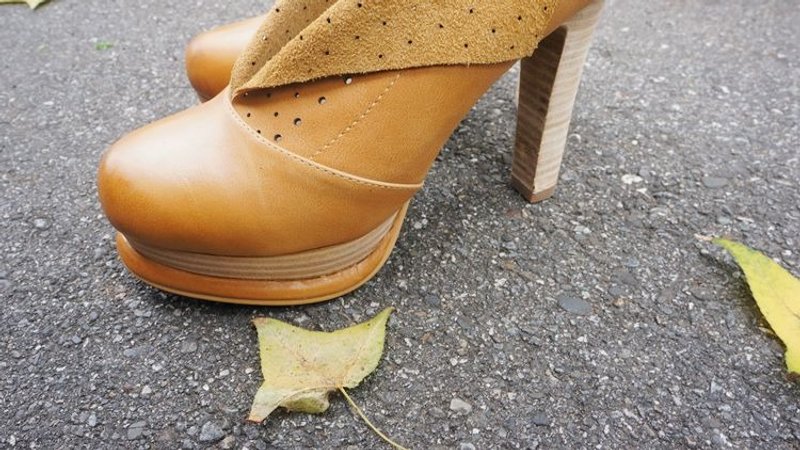 #872# 小女人不坏 两穿高跟踝靴 咖啡 - 高跟鞋 - 真皮 咖啡色