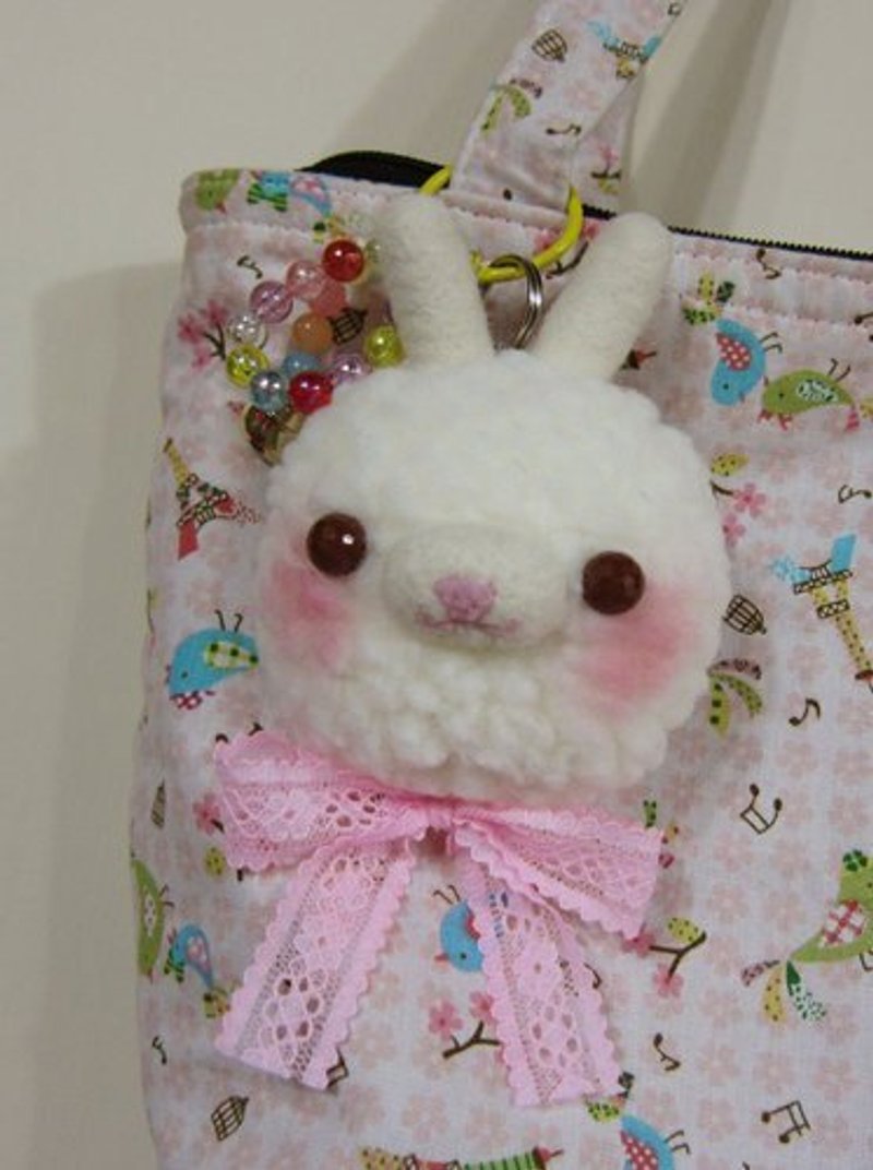 【羊毛毡+毛海 复合媒材】毛妹 包包挂饰+屏幕擦拭功能 可以订做 耳朵+嘴部颜色可自由搭配 - 吊饰 - 羊毛 