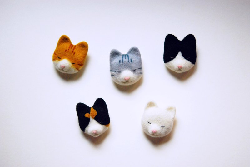 猫▲胸针 - 胸针 - 羊毛 多色