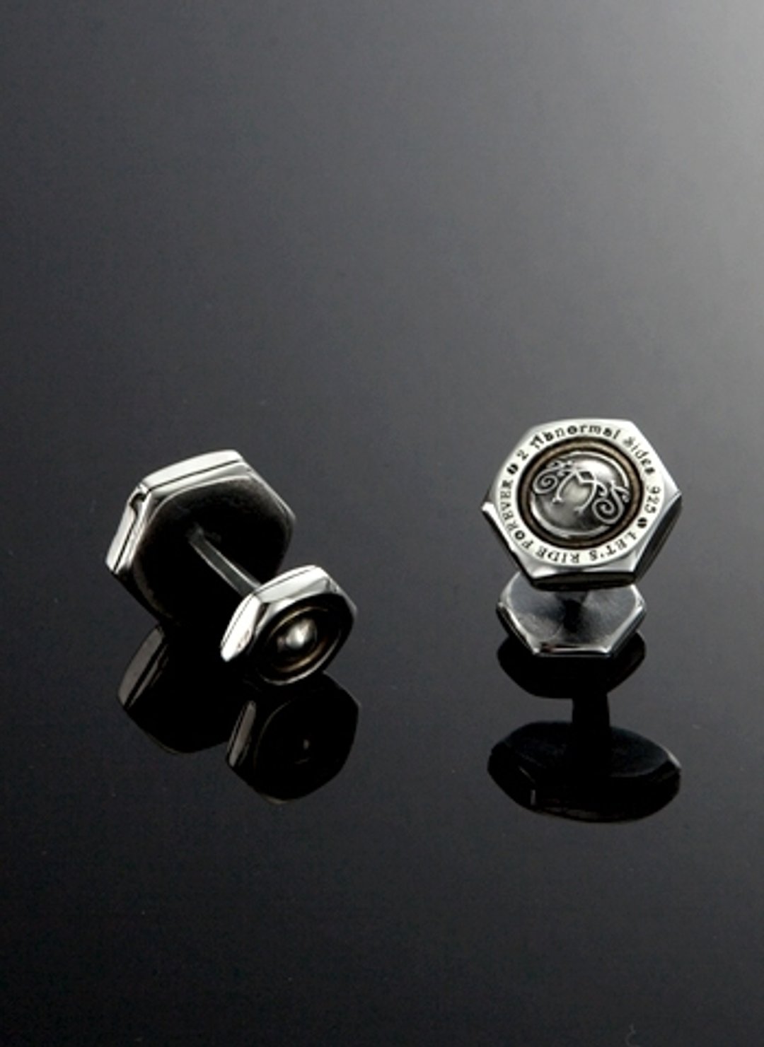 Nut Cufflink with 2AS Logo | 简约螺帽Logo袖扣 - 袖扣 - 纯银 银色