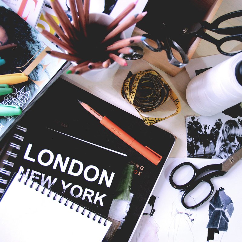 Drawing Out/Pencil Extender (Orange) - 其他 - 纸 橘色