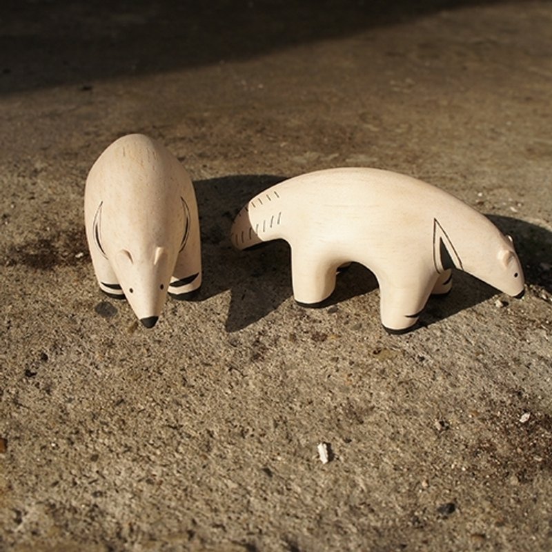 小东西_无垢原色小动物:喜感食蚁兽_疗愈木制品_两只一组 - 摆饰 - 木头 咖啡色