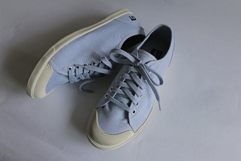 PURE 牛津蓝 (剩下JAP24.0=EUR37) 简单才是最好的选择 帆布鞋/休闲鞋 国民休闲鞋台湾良品 Southgate 南登机口 - 女款休闲鞋 - 其他材质 蓝色