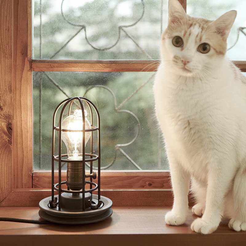 金属工业风格桌灯 - 灯具/灯饰 - 其他材质 黑色