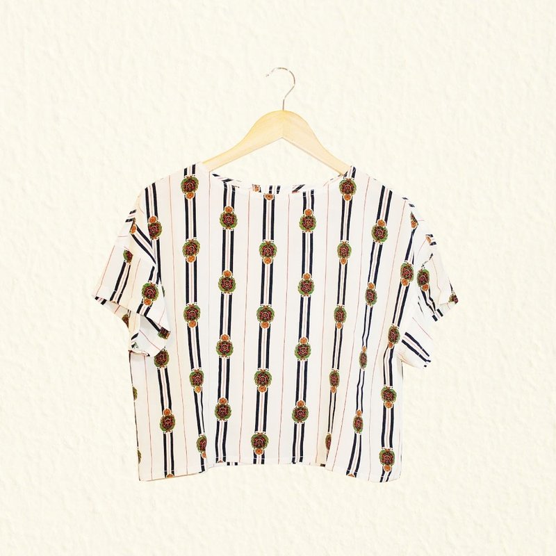 古着罩衫--条纹徽章【c13070705】 - 女装上衣 - 其他材质 多色