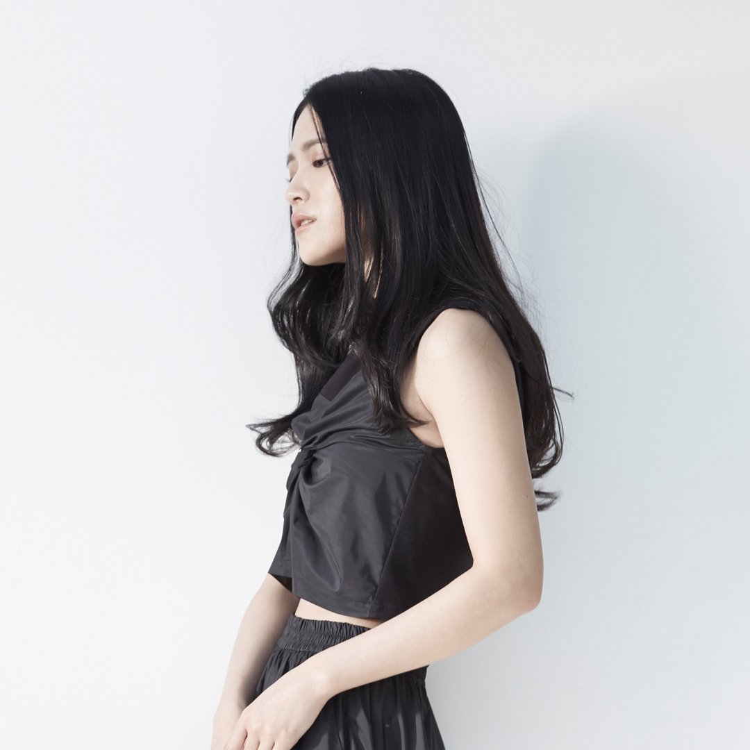TRAN - 扭转背心 - 女装上衣 - 聚酯纤维 黑色