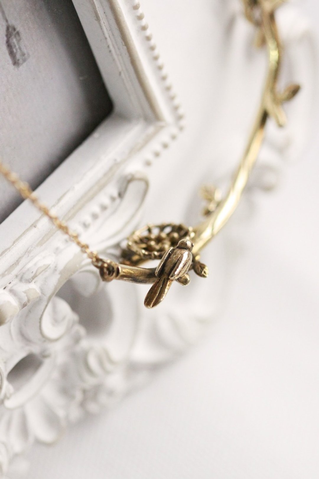Bird's nest necklace and bird on the branch by linen. - 项链 - 其他金属 